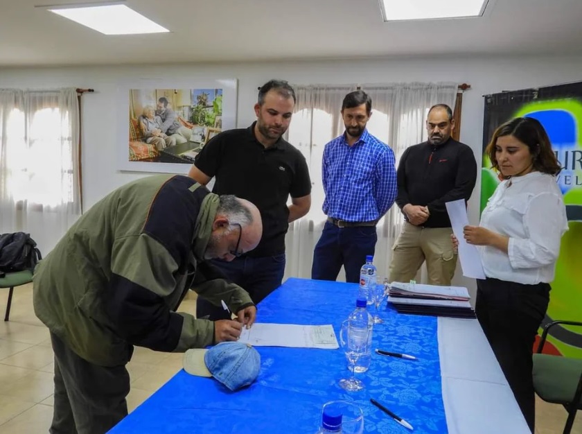 Quince emprendedores de Trevelin recibieron microcréditos municipales