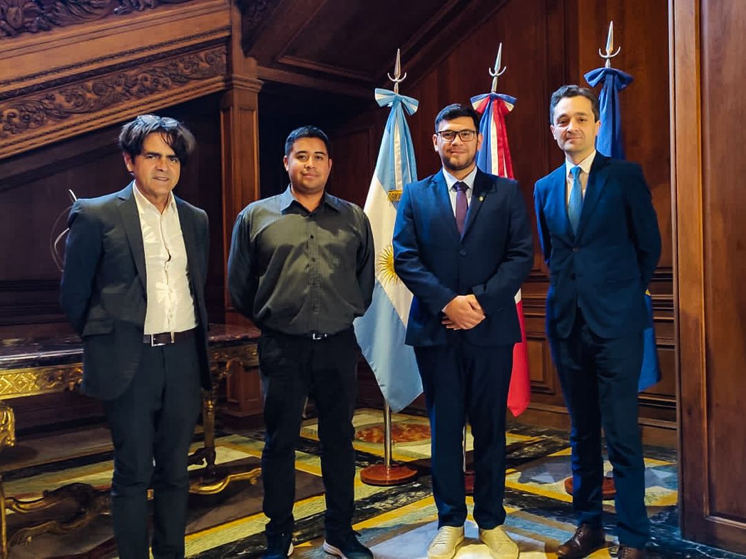 Encuentro entre el Ministerio de Desarrollo Humano y la Embajada de Francia