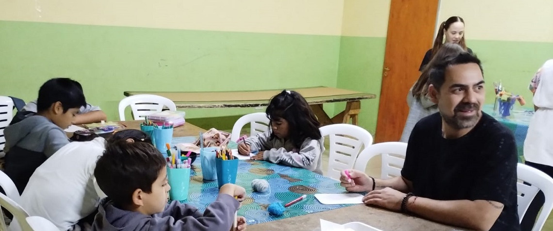 Talleres de Percusión, Ensamble de Voces y Artes Visuales: Propuestas Culturales de la Municipalidad de Esquel