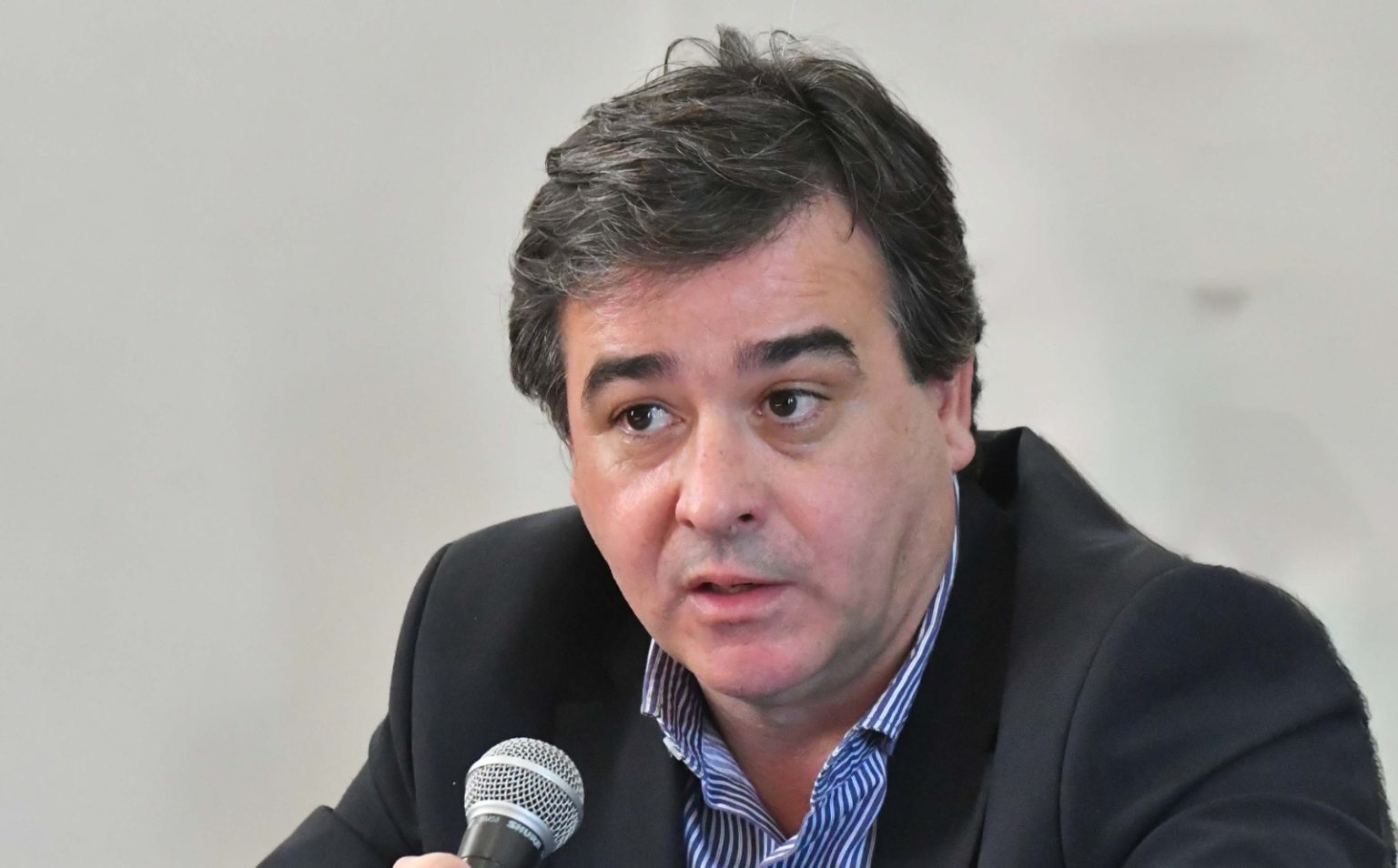 Provincia trabajara en conjunto con los gremios para reducir asimetrías salariales en Administración Pública