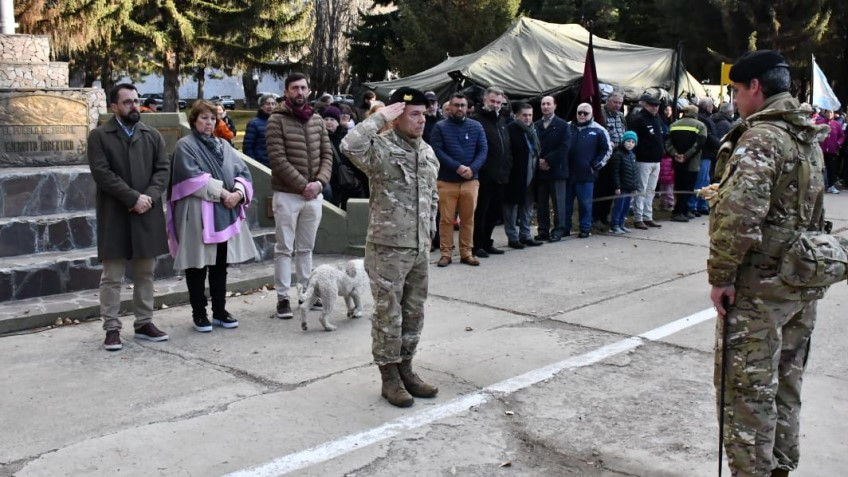 Trevelin presente en un nuevo aniversario del ejército