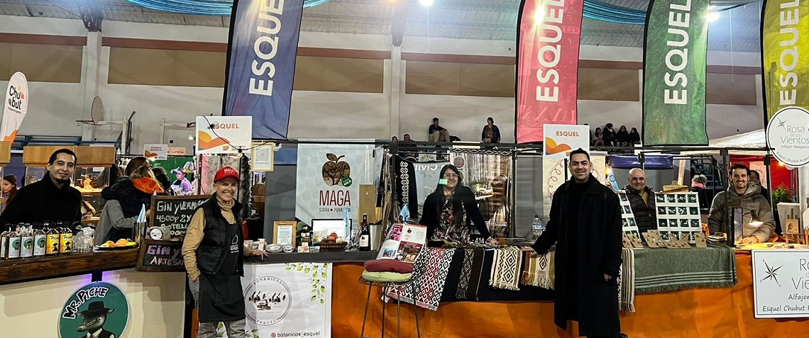 Esquel respalda a productores y artesanos en el 69° aniversario de Chubut