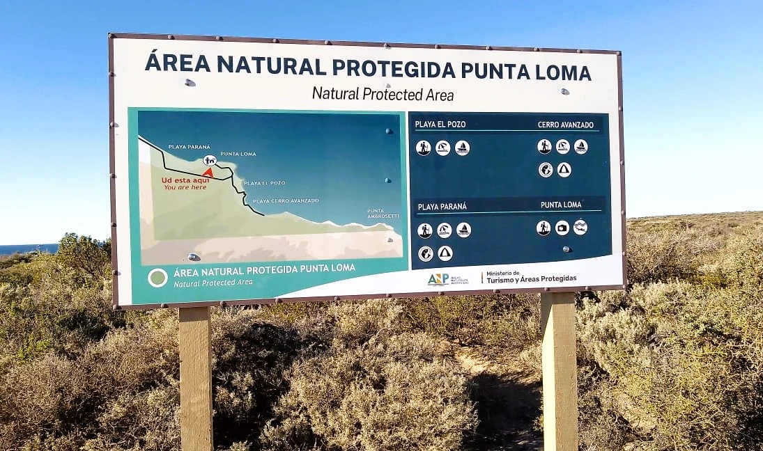 El Gobierno del Chubut renovó luego de diez años la cartelería de Punta Loma