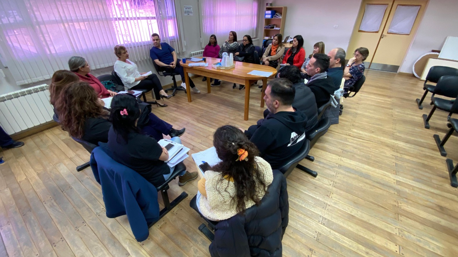 Provincia mejora colaboración entre hospitales en noroeste para salud pública eficiente