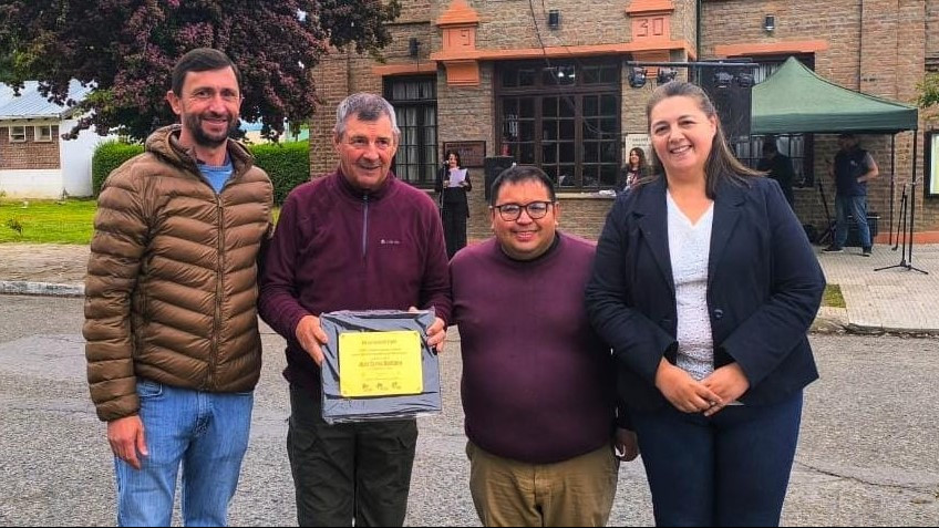 LA FM DEL VALLE DE TREVELIN CELEBRÓ 35 AÑOS DE SERVICIO A LA COMUNIDAD