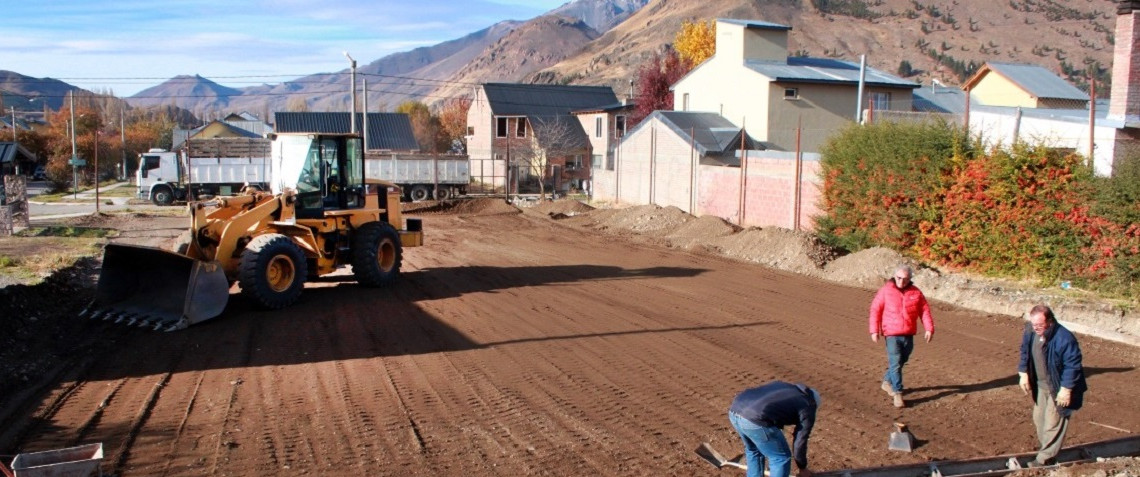 El municipio de Esquel continúa con el desarrollo de un nuevo espacio deportivo en el barrio Los Sauces
