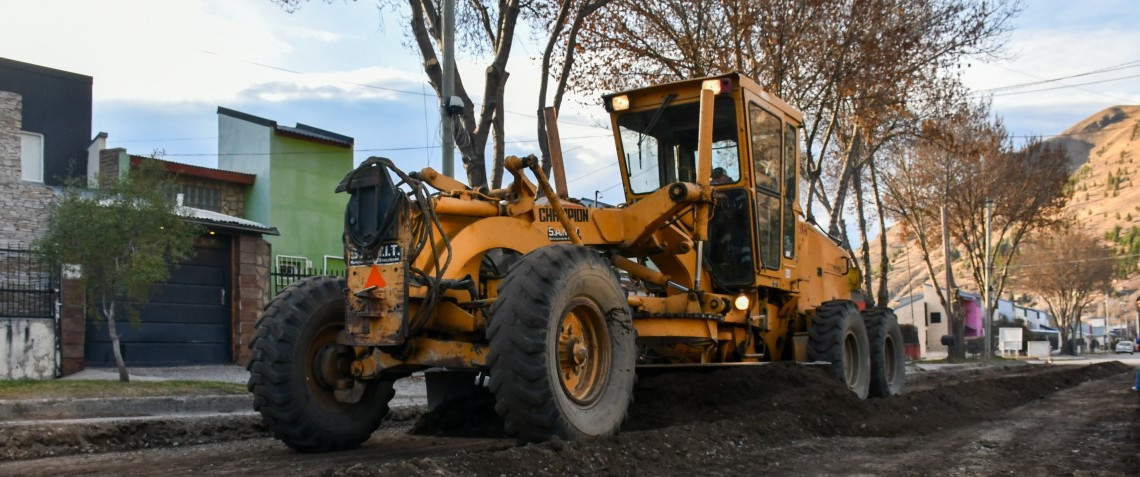 Adoquinado en Marcha: Avanzan las Obras en el Pasaje Nahuelpán del Barrio Sargento Cabral